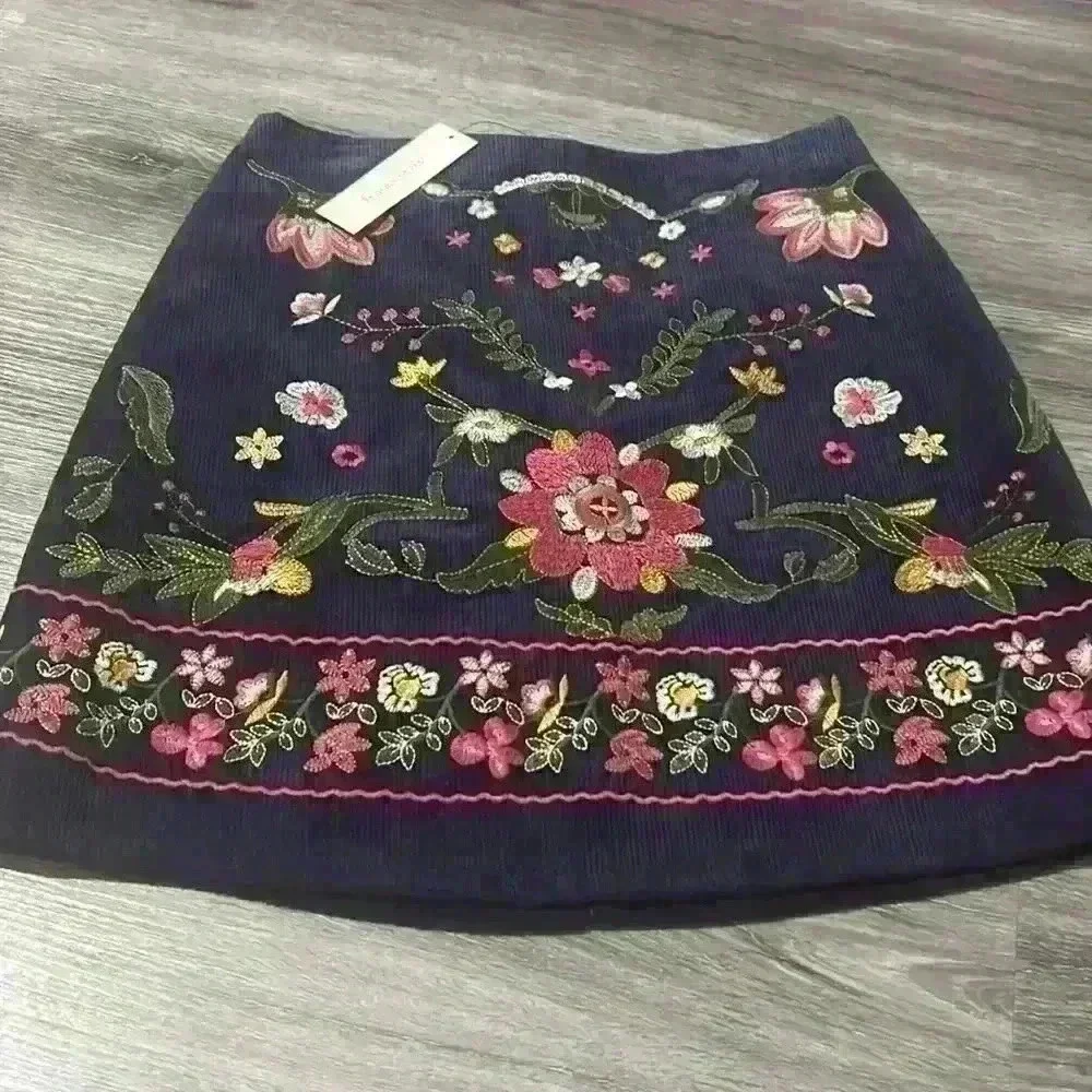 Gorgeous francesca’s mini‎ skirt